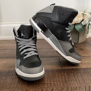 air jordan flight sneakers 10.5